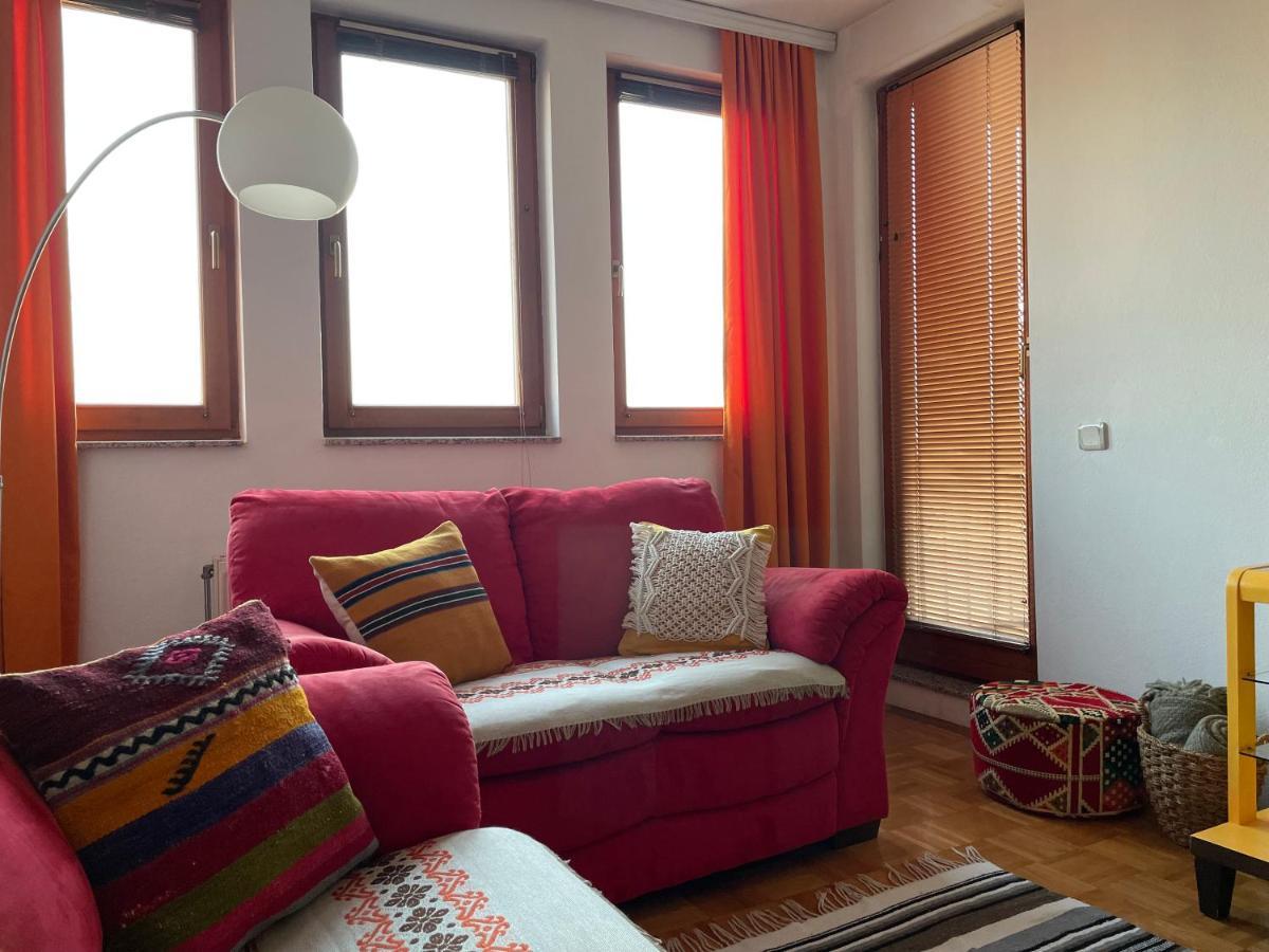 Mexican Touch Apartment With Parking Garage Pristina Kültér fotó