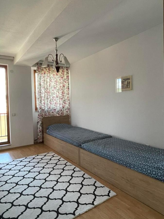 Mexican Touch Apartment With Parking Garage Pristina Kültér fotó